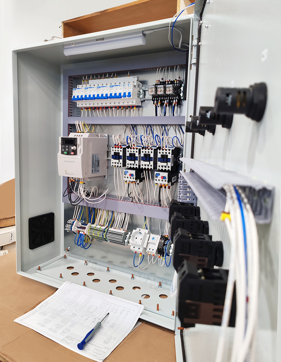 Комплект щитов ЩА-ВНС, ЩС-ВНС для 2-х насосов